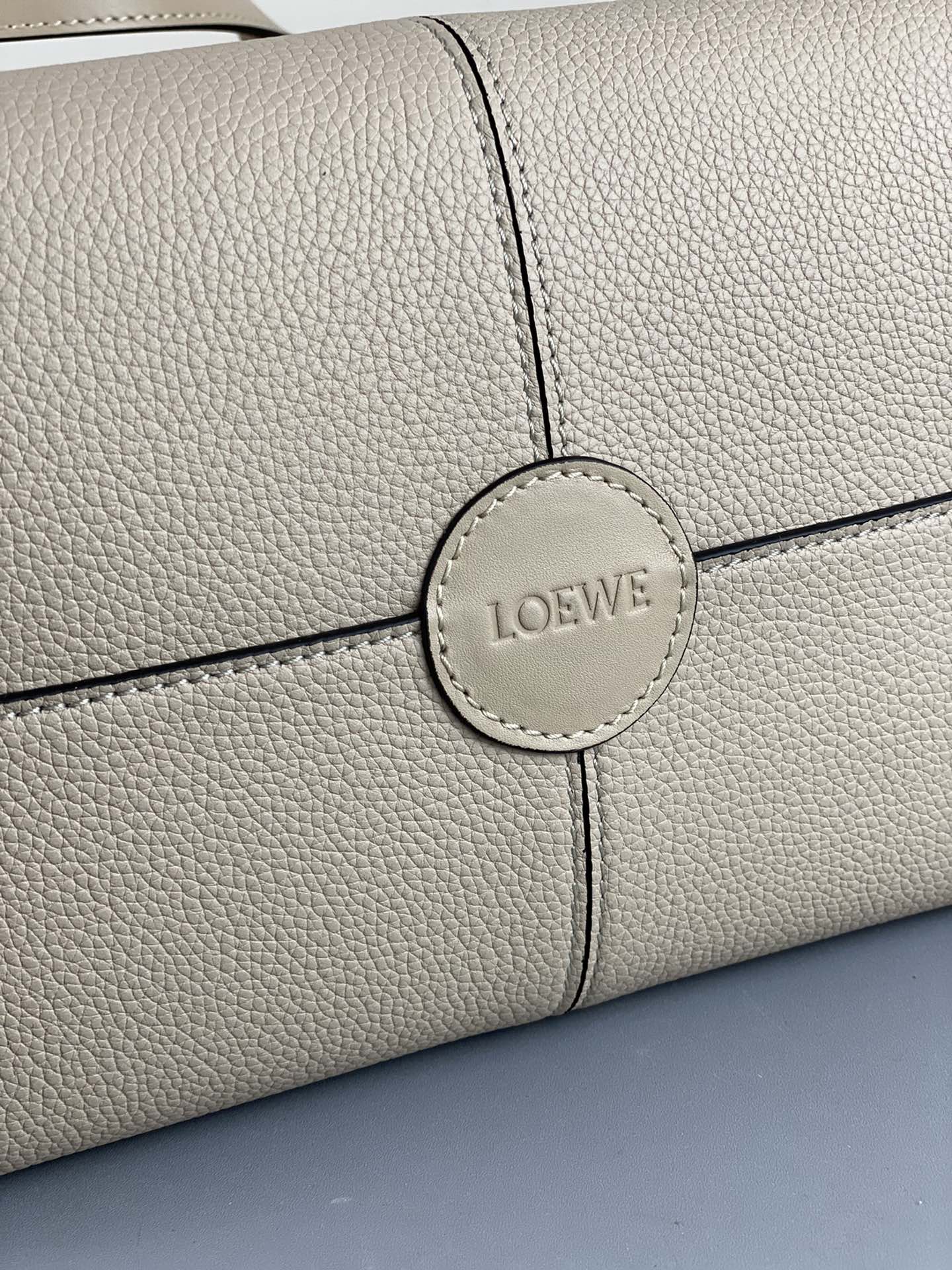 Сумка-подушка Loewe, маленькая, 1