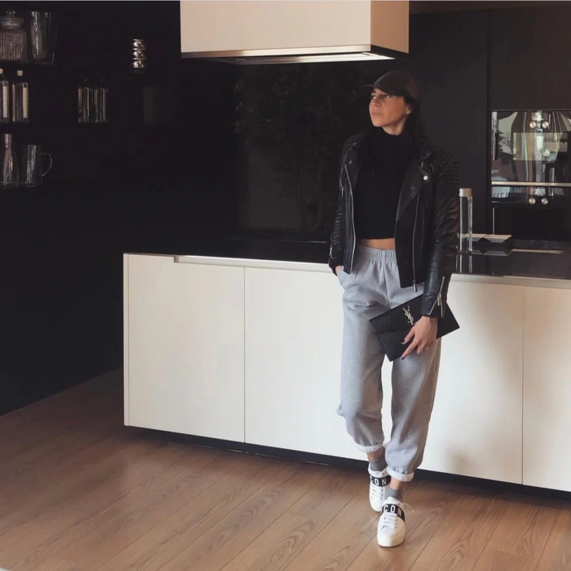 Клатч YSL с тиснением под крокодиловую кожу - 2 шт.