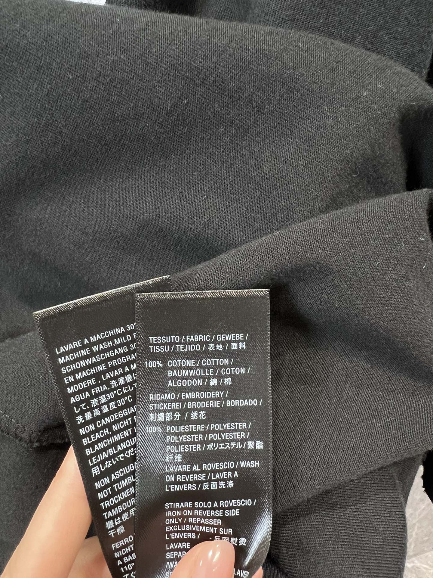 Balenciaga 2404-24ss Весна/Лето Новая футболка с коротким рукавом и круглым вырезом, с принтом AI Synthetic Print Letter - Черная