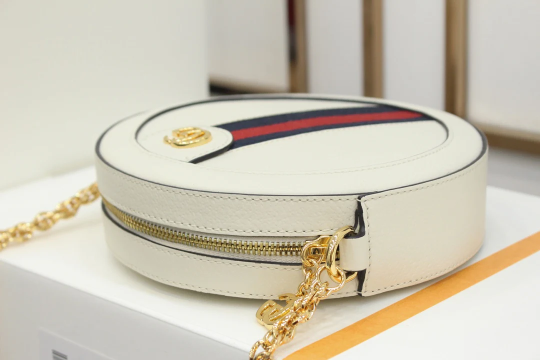 Сумка через плечо Gucci Ophidia Round Cake Collection - белая.