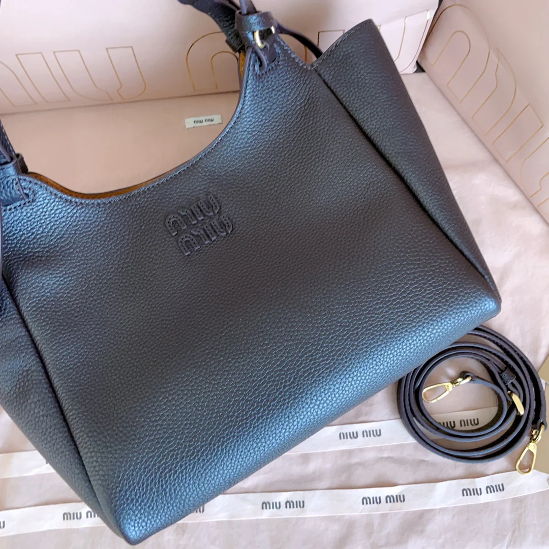 Сумка-тоут Miu Miu 5ba304 - коричневая