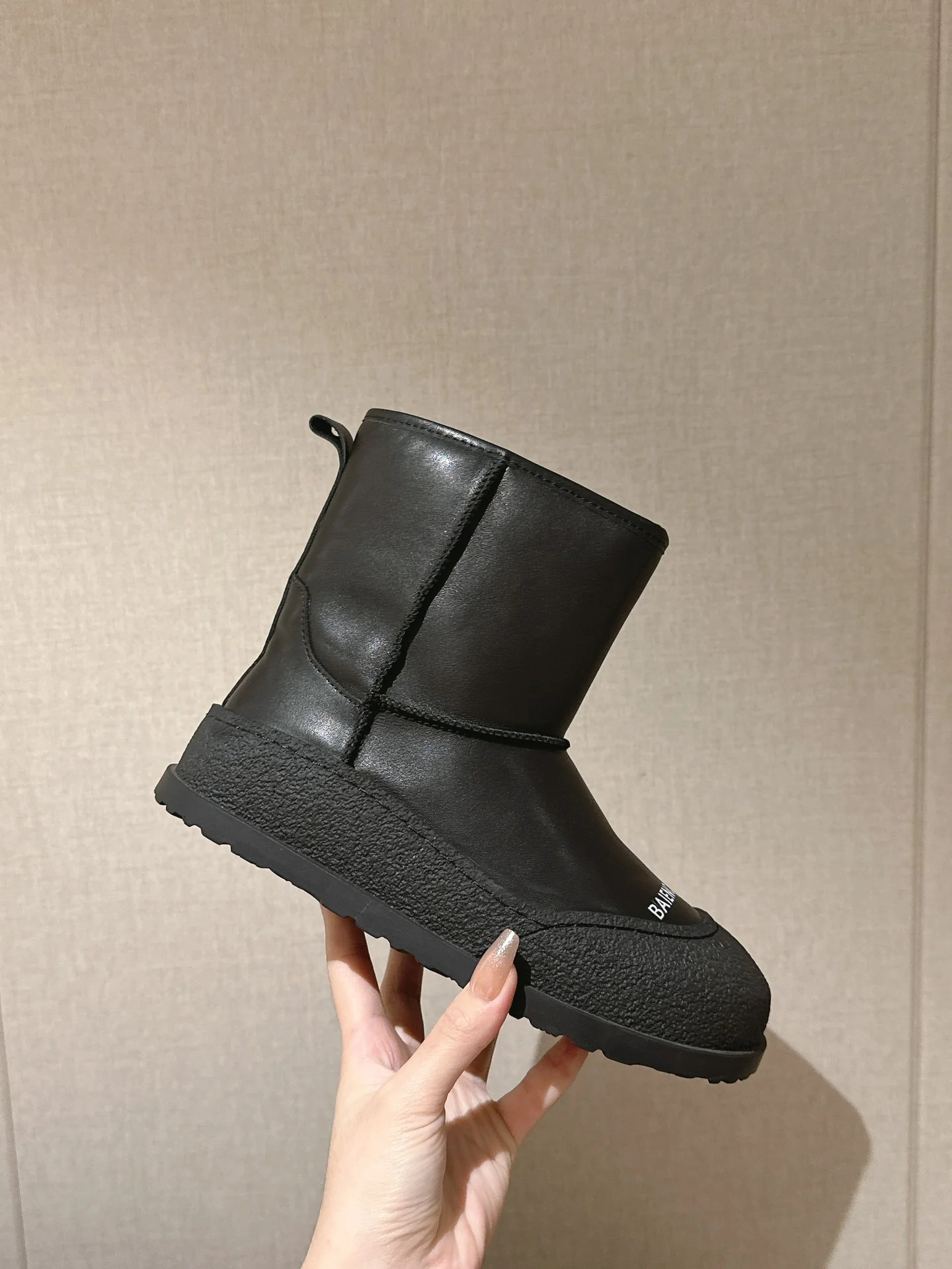 Шерстяные зимние сапоги Balenciaga 2024 - черные