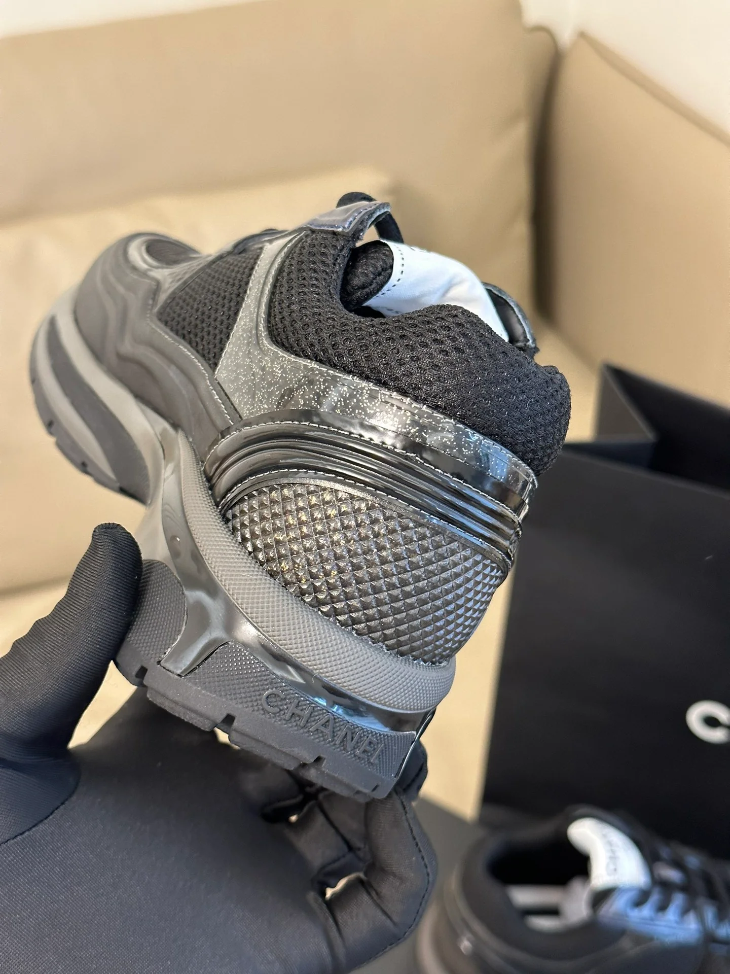 Новинка сезона осень/зима 2023 от Chanel - Кроссовки - Улучшенная версия - Черные