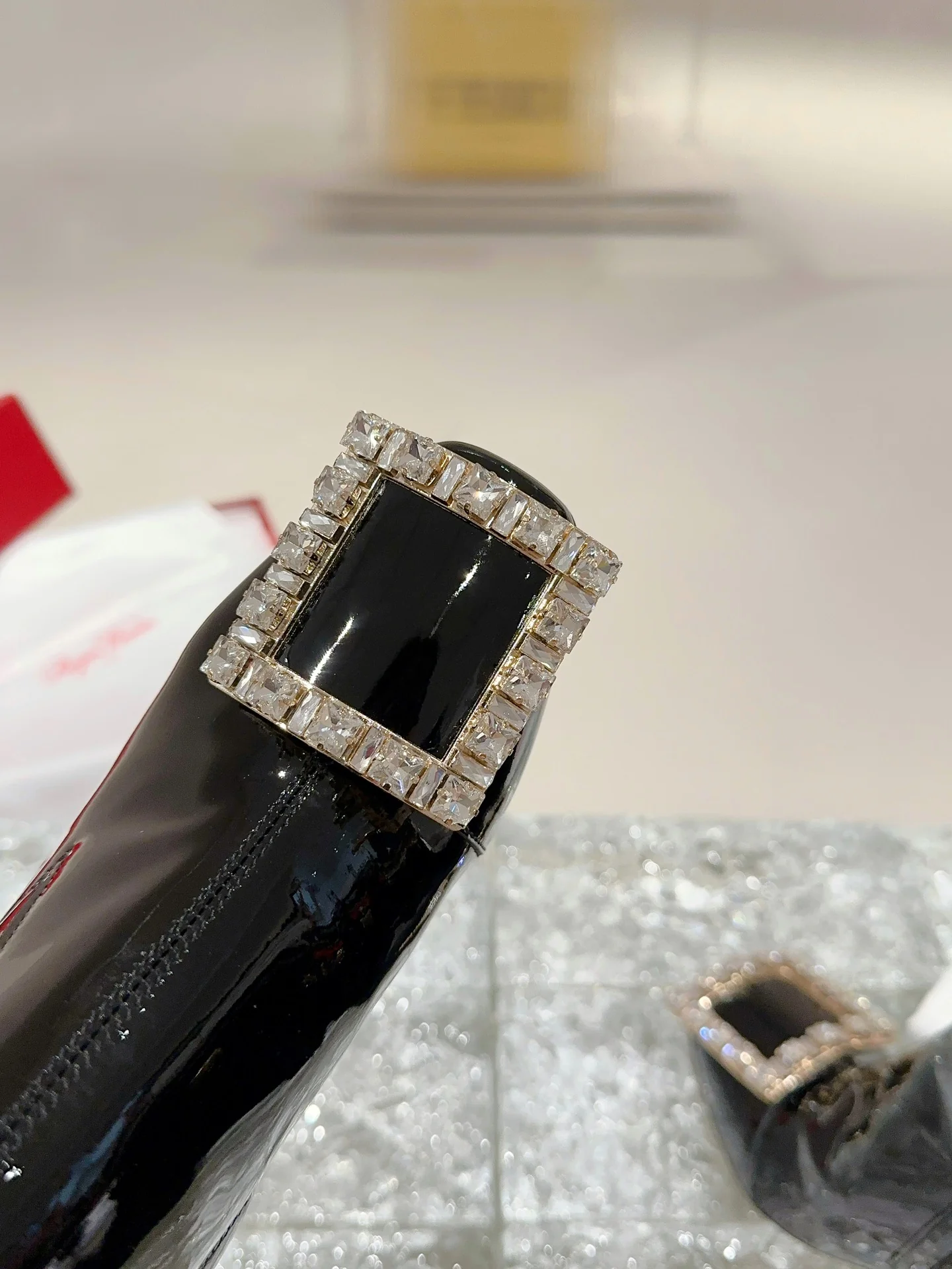 Туфли с квадратным носком и пряжкой - 2024 - Ботильоны на высоком каблуке с металлической пряжкой - Черные - 1