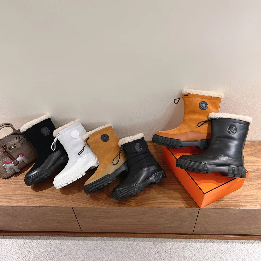 Классические шерстяные сапоги Hermes 2024 — изображение из коллекции