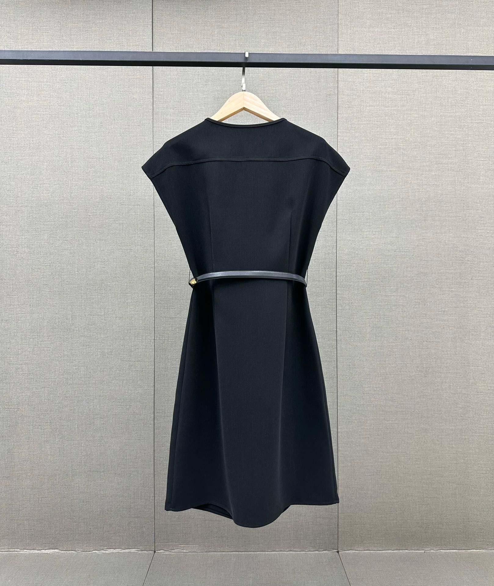 Celine 2404 - Рабочий комбинезон с круглым вырезом - Черный