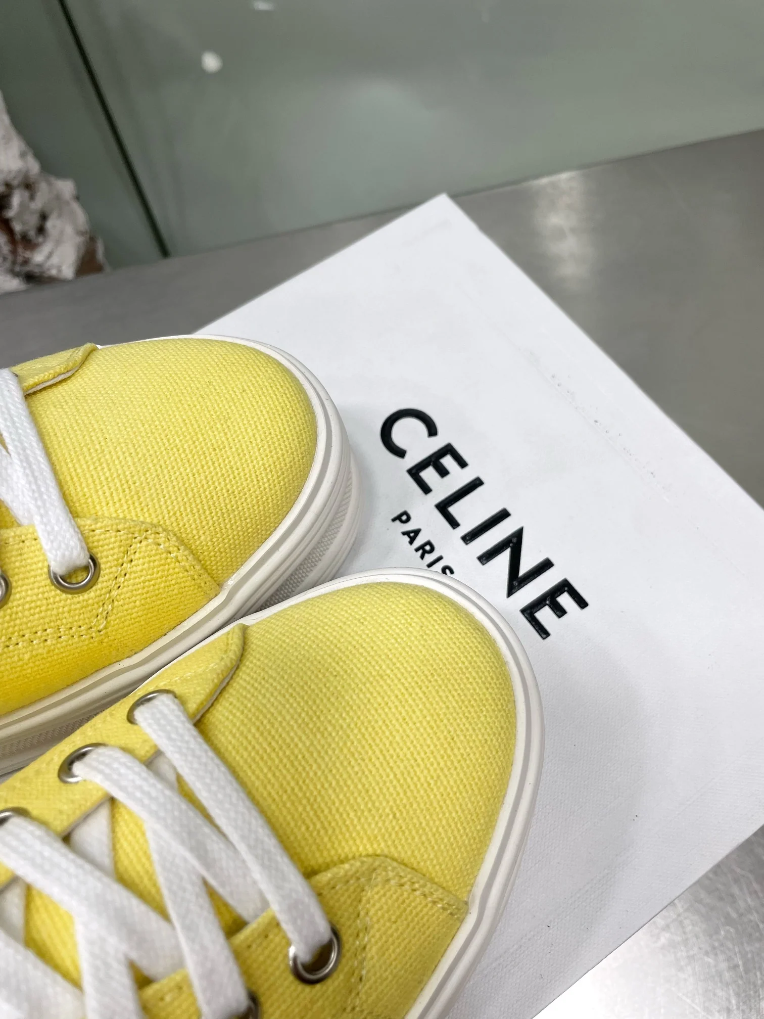 Celine - Желтые парусиновые туфли на платформе