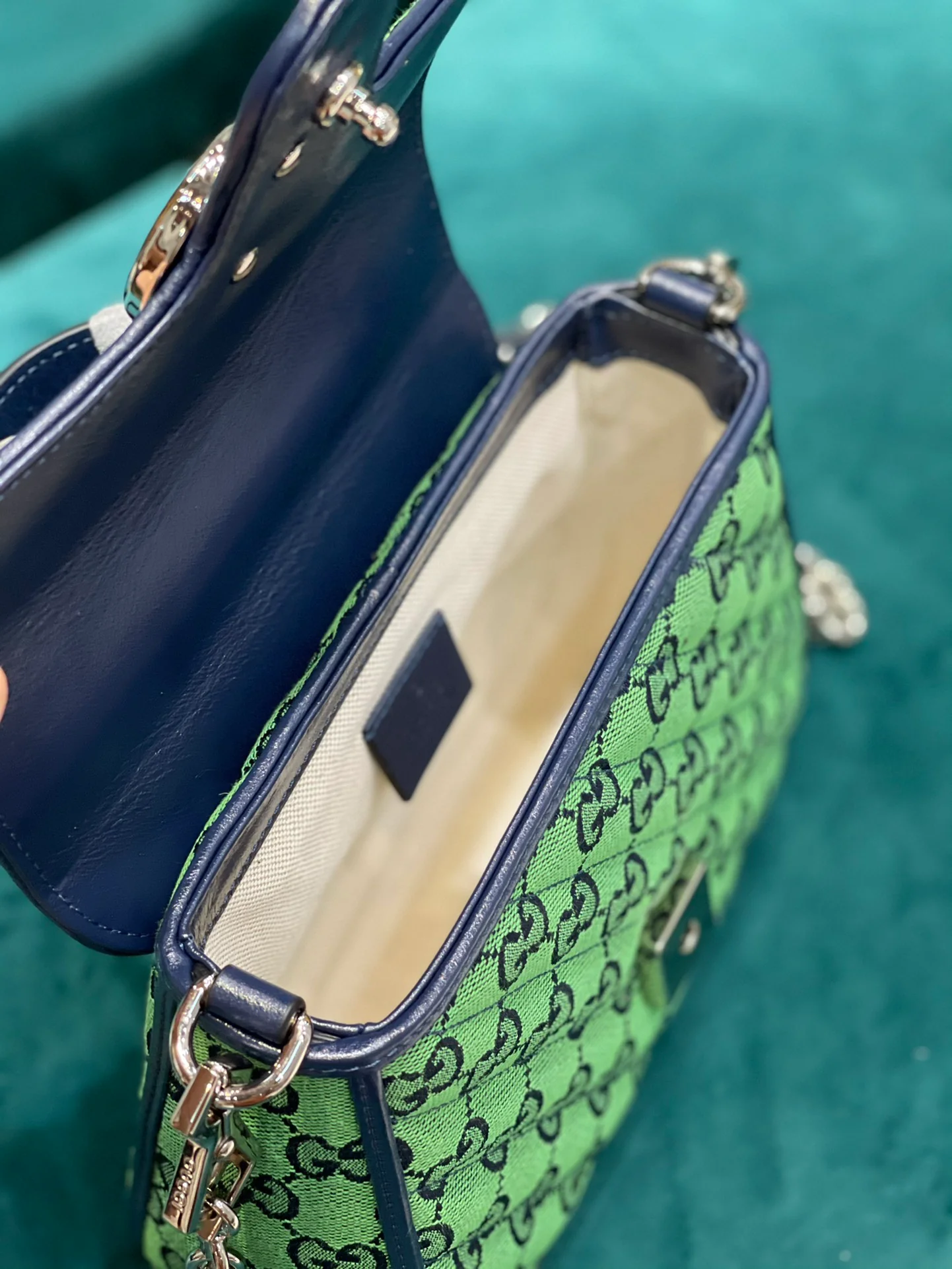 Сумка-тоут Gucci из серии Marmont - 21-15-5-8 см-2