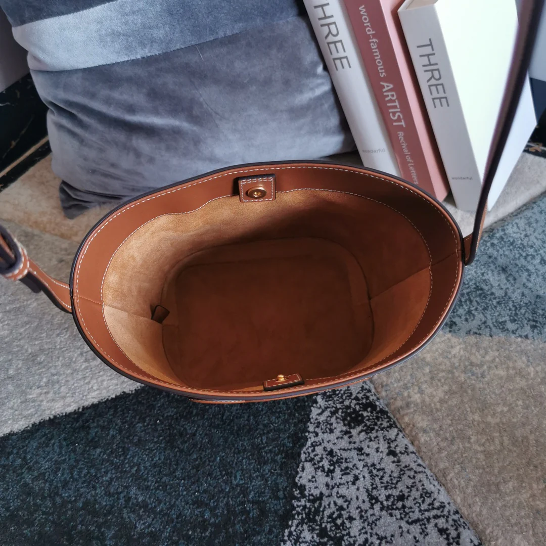 Кожаная сумка-ведро Celine Cuir - Большая - Коричневая