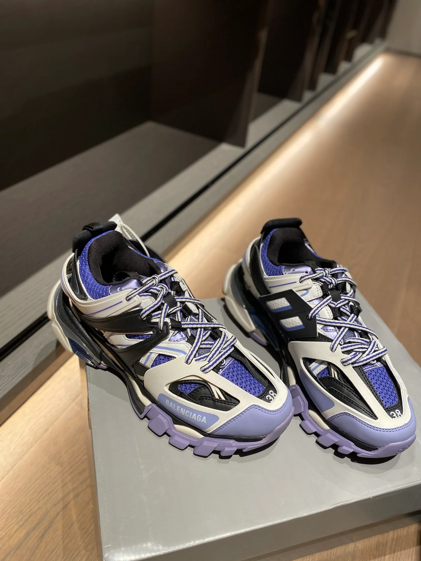 Balenciaga - Dad Shoes - 6