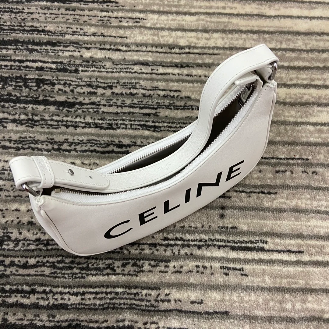 celine-ava сумка подмышки-1