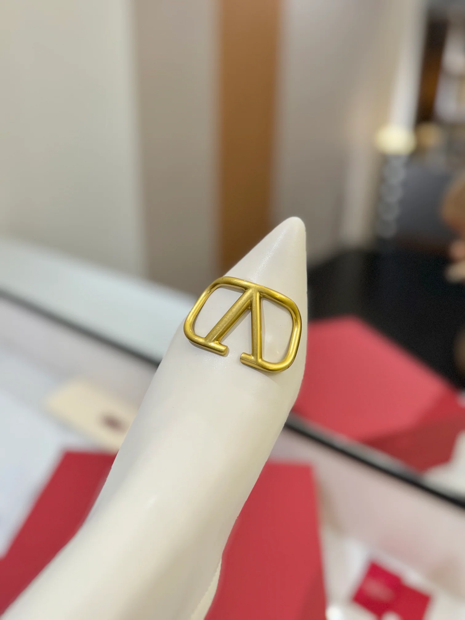 Сапоги для верховой езды на высоком каблуке Valentino 2024 — белые