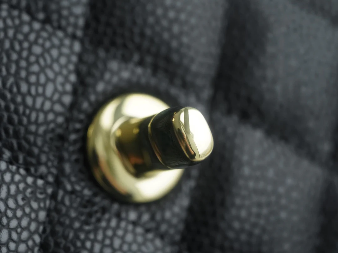 Chanel Classic Flap Caviar Black Small