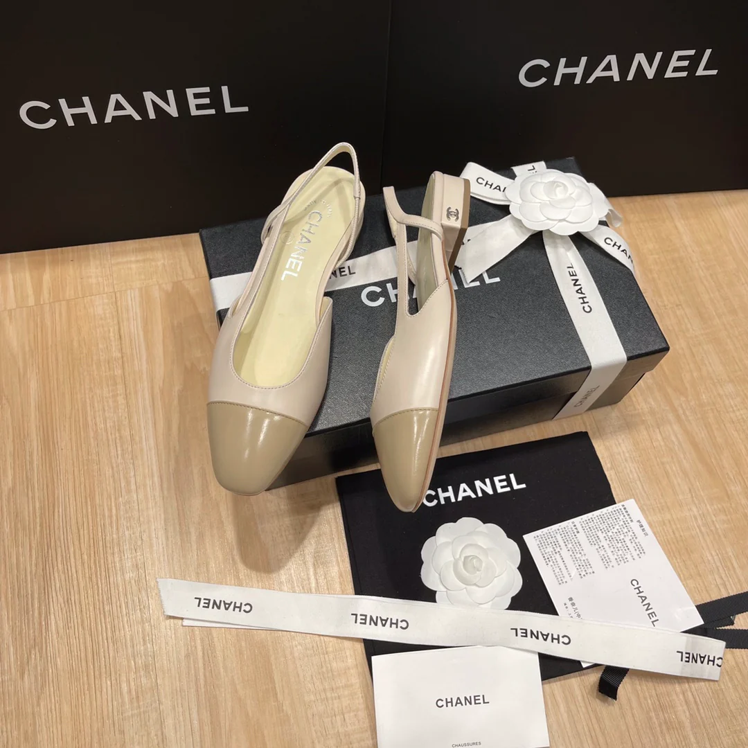 Chanel - Абрикосовые балетки с закрытым носком