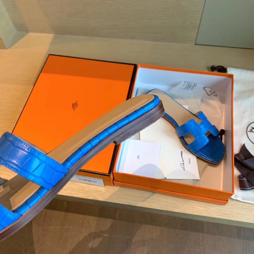 Сандалии Hermes на плоской подошве - узор 