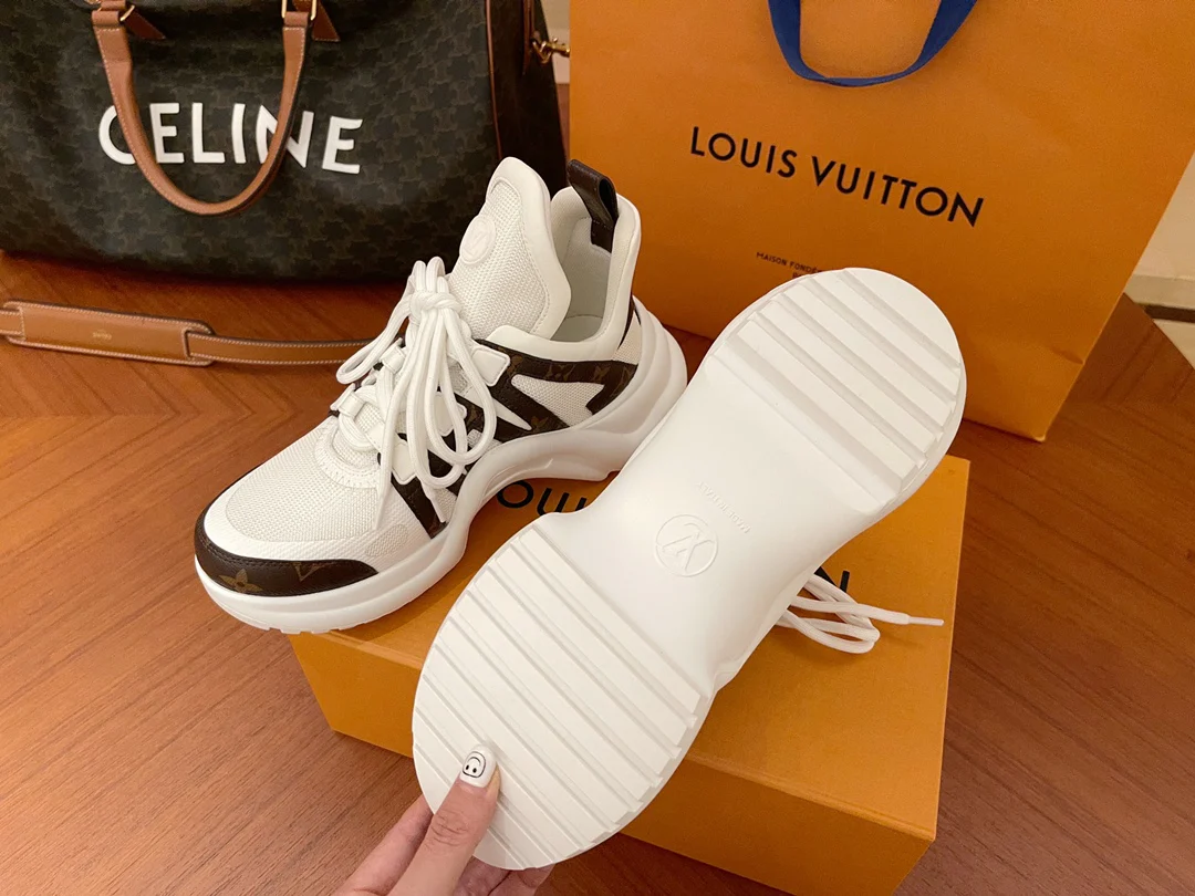 Серия LV Archlight - Новые кроссовки для папы - 10