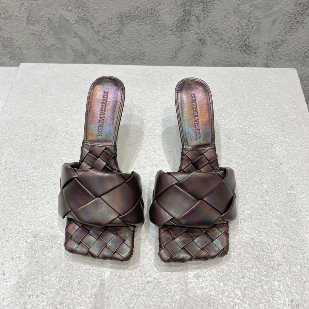 BV - Плетеные сандалии - Бронза