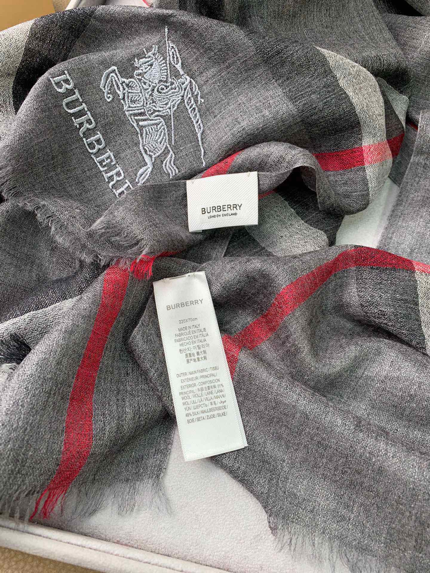 Кашемировый клетчатый шарф Burberry - Aquatic Cashmere, ультратонкий, 300 нитей - серый