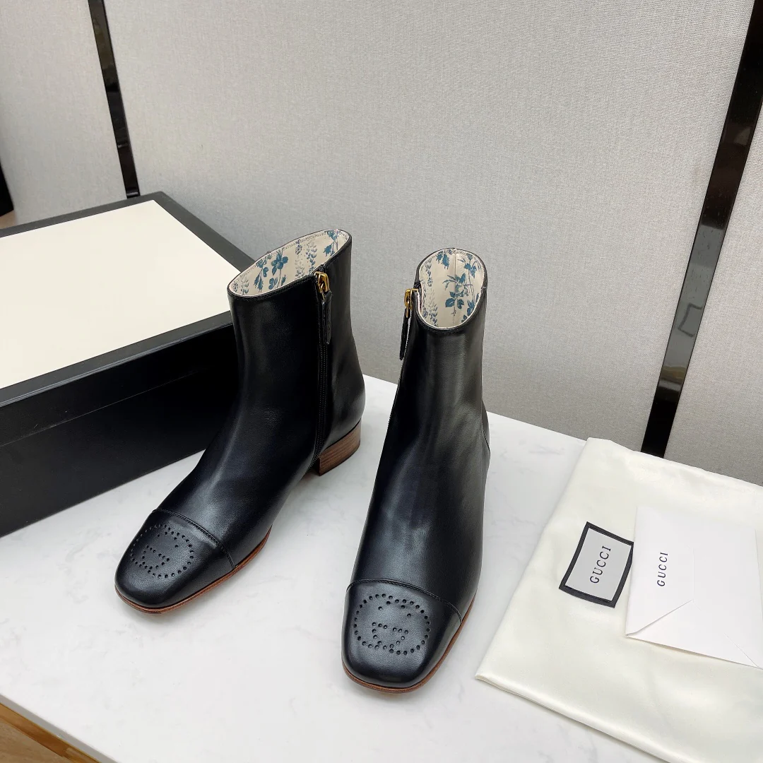 кожаные сапоги Gucci на низком каблуке