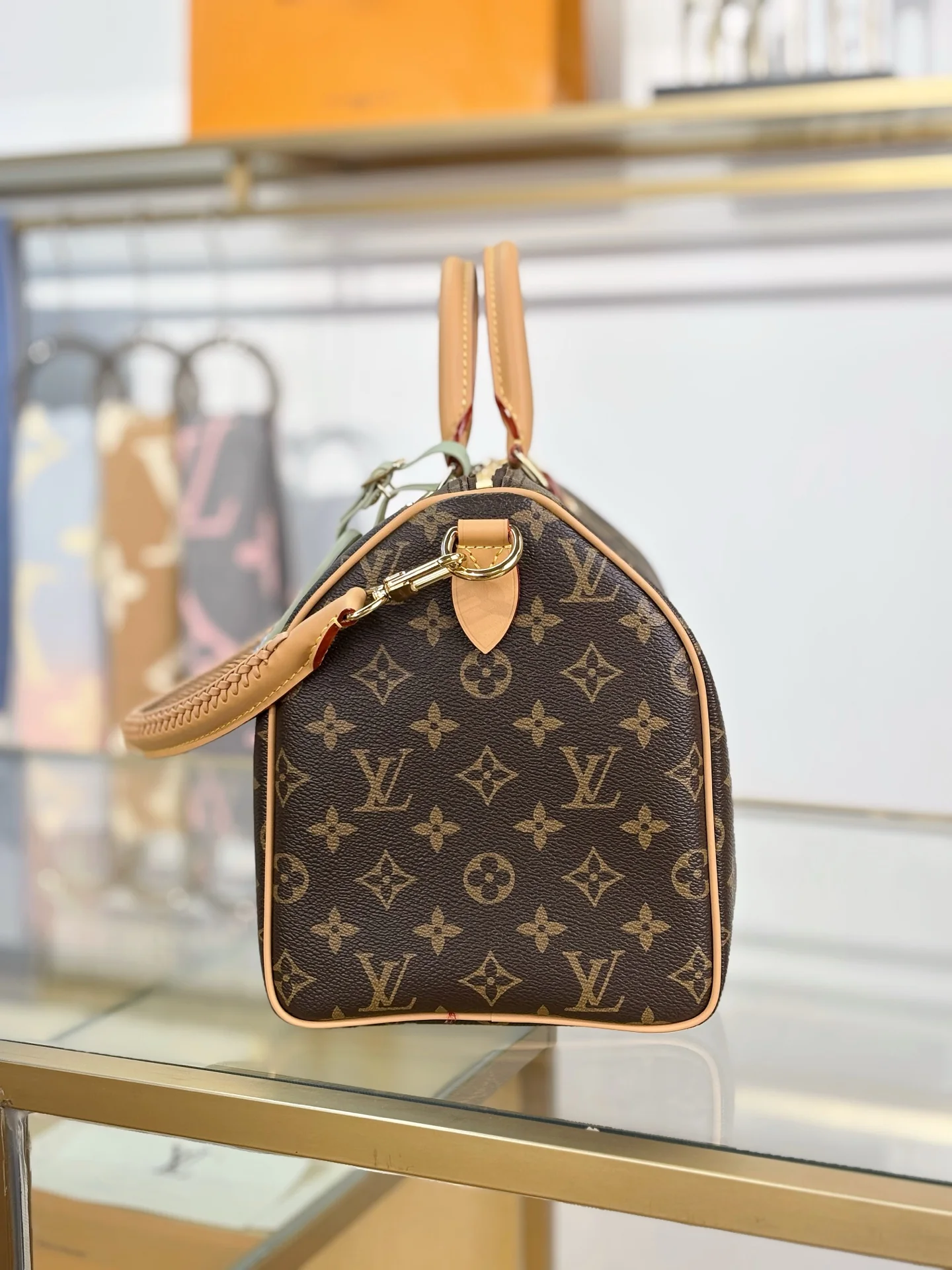 LV-m15107-speedy-soft-30-lucky handbag-classic monogram