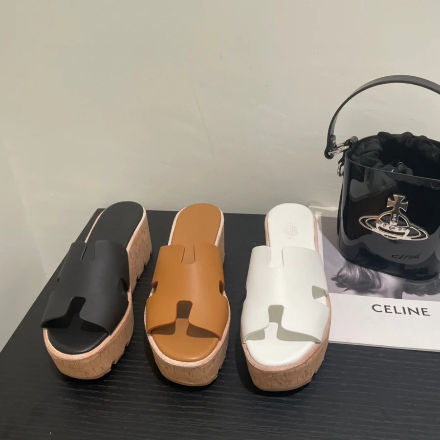 Сандалии на платформе Hermes