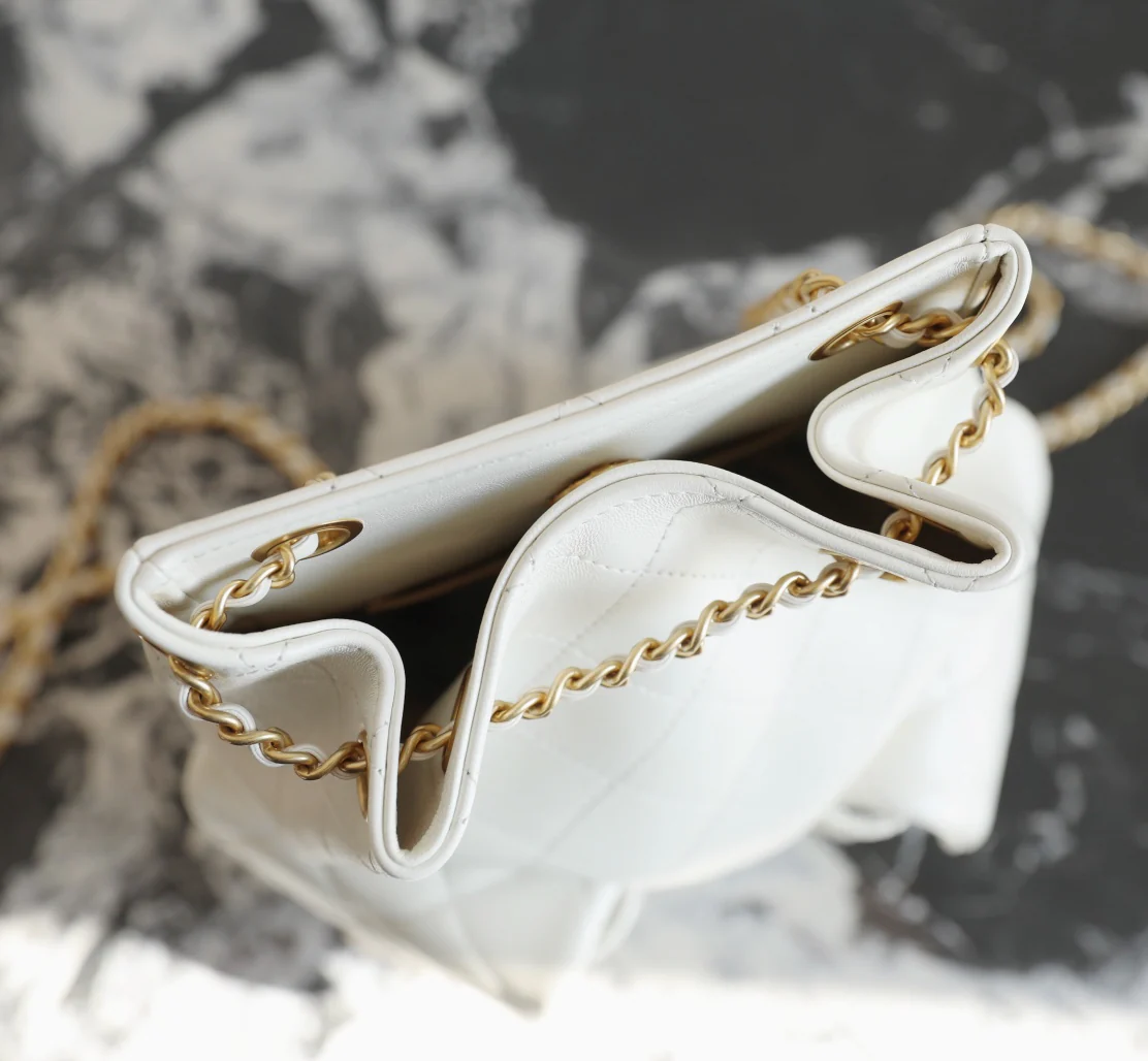 Рюкзак Chanel 25c на завязках - белый