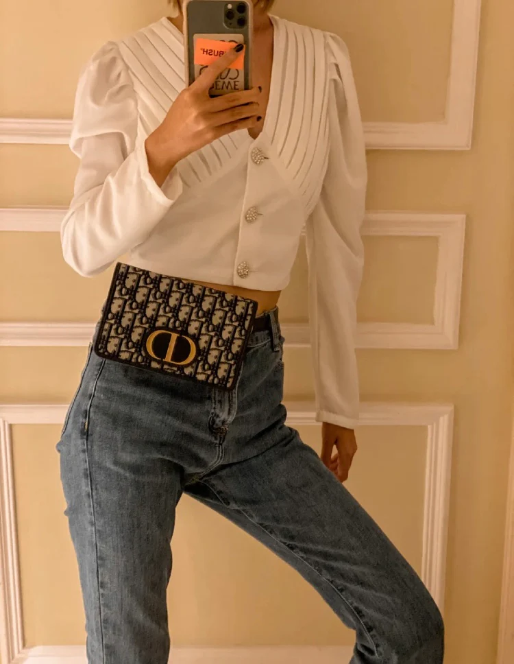 Сумка Chanel Montaigne - Серия 30 - Фотографии в одежде