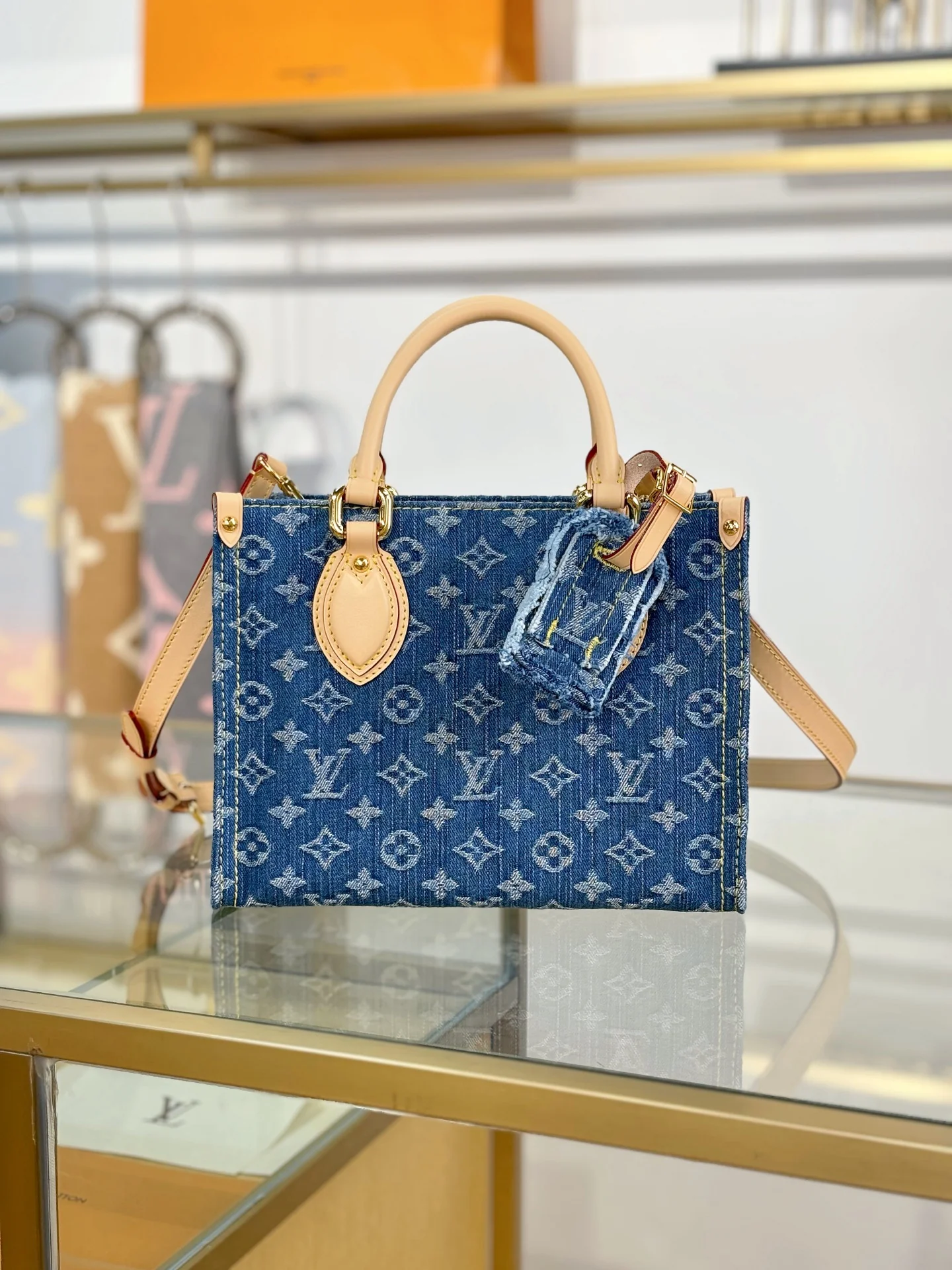 LV-m14633-onthego handbag-small-denim blue