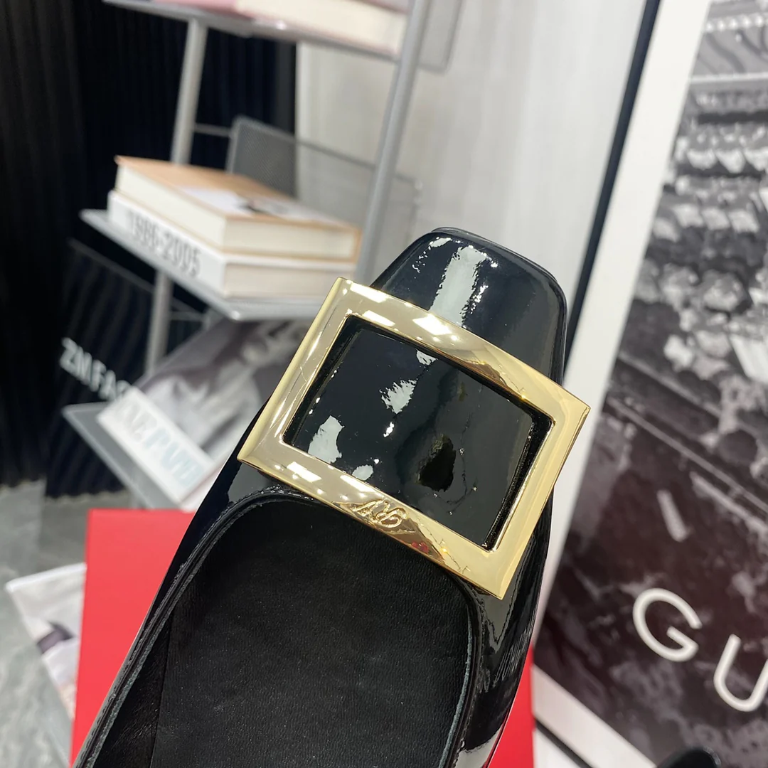 RV-Flat Bottom Square Toe-Black