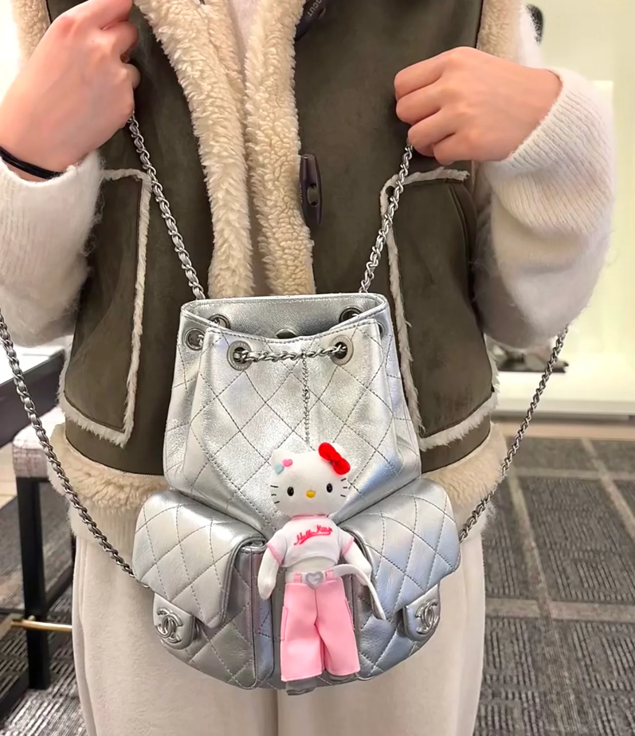 Рюкзак Chanel 25c на завязках - серебристый