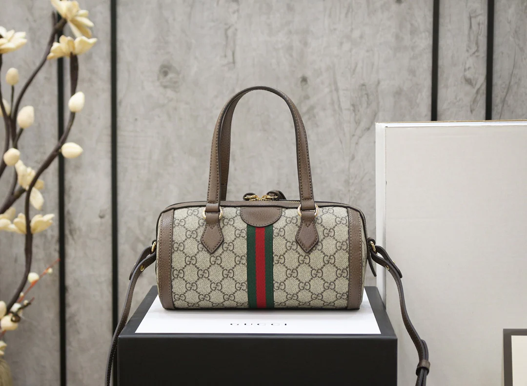 Сумка Boston из серии Gucci-ophidia