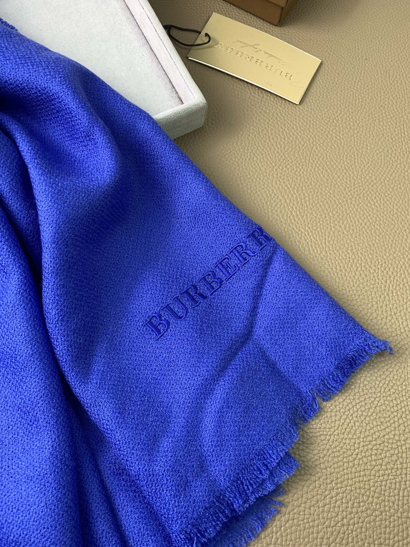 Однотонный шарф Burberry - 200 см - 85 см - 85 см - Кашемир - 15 см - Шелк - Синий