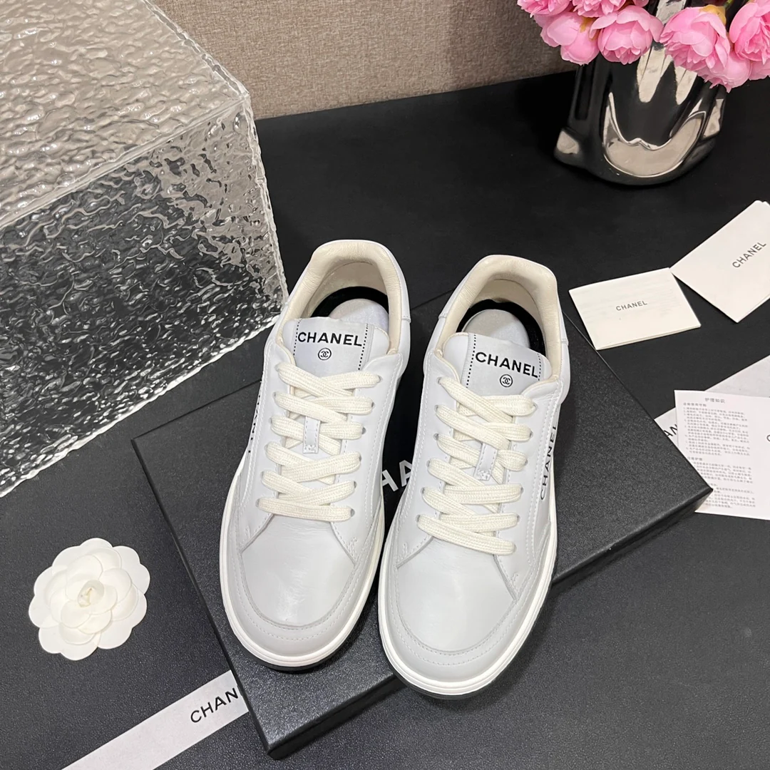 Повседневные туфли Chanel 2024 - белые - 2