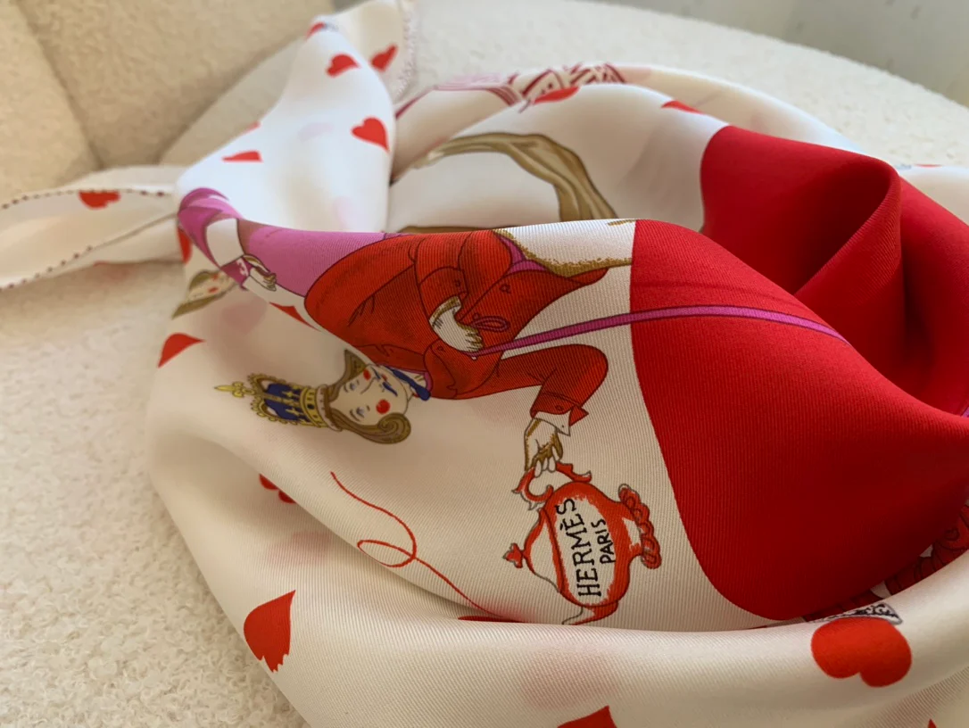 Hermes - Королевский послеобеденный чай - Шелковый шарф ограниченной серии, 70 см - 100% чистый шелк