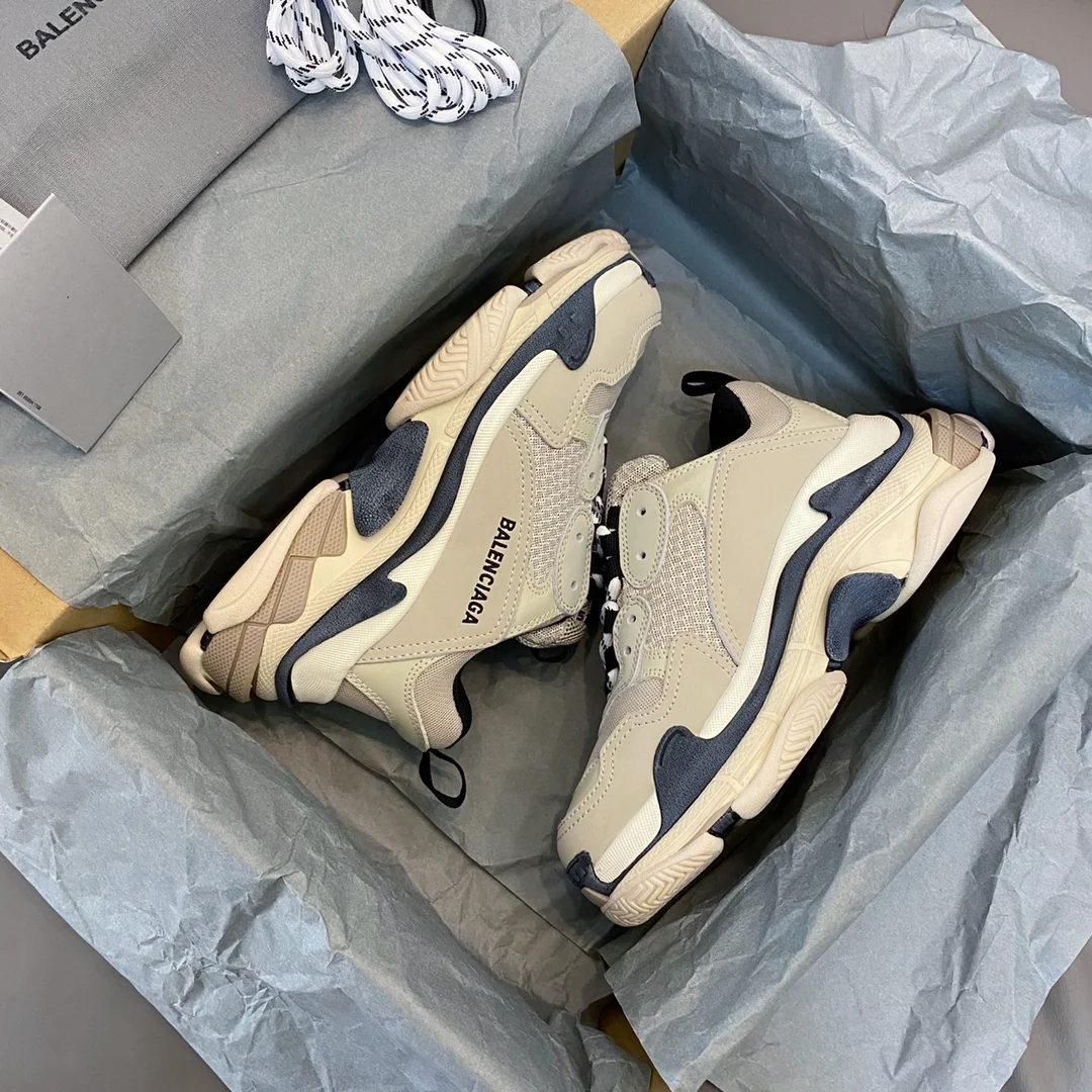 Кроссовки Balenciaga Triple S Dad Shoes