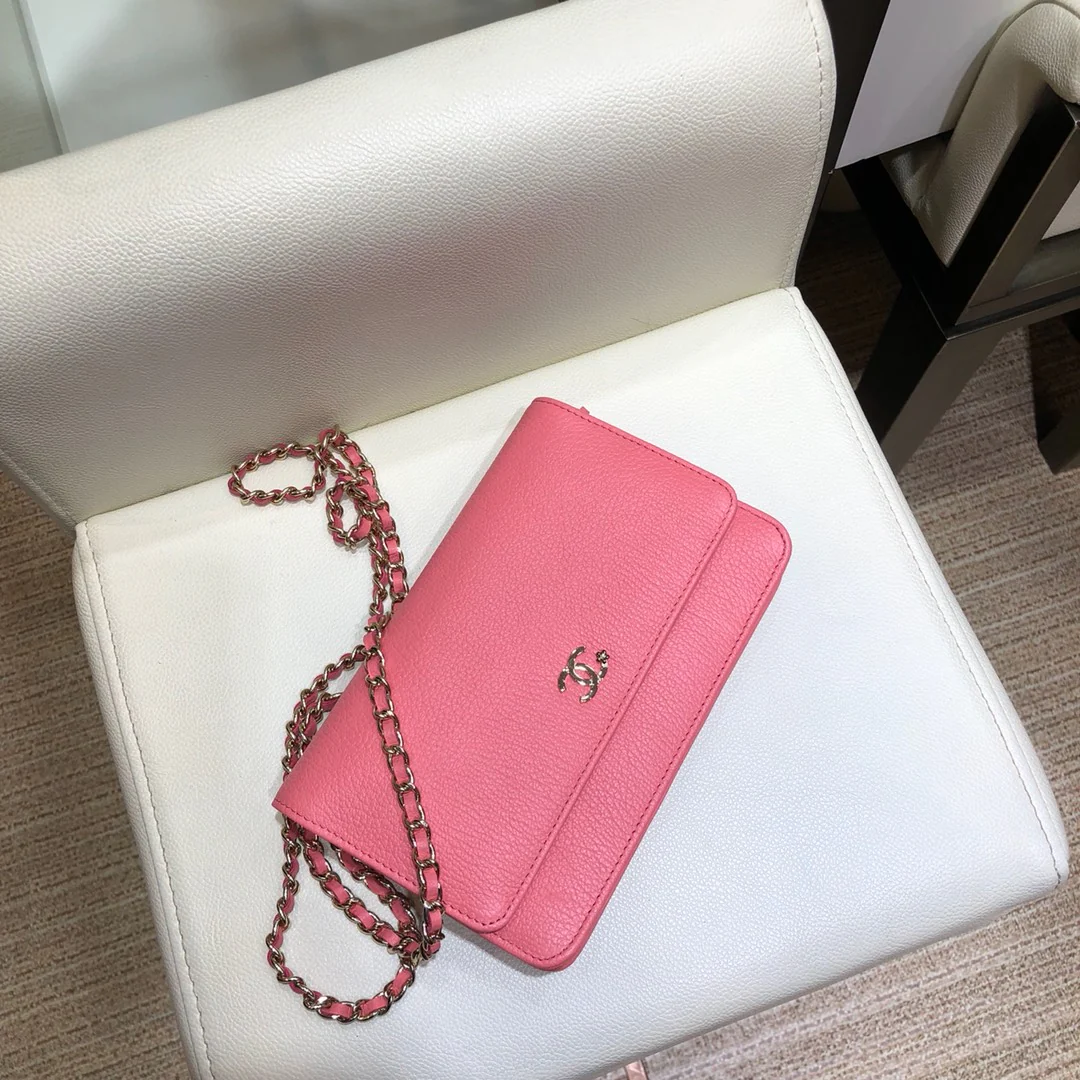 Новая маленькая сумка Chanel WOC