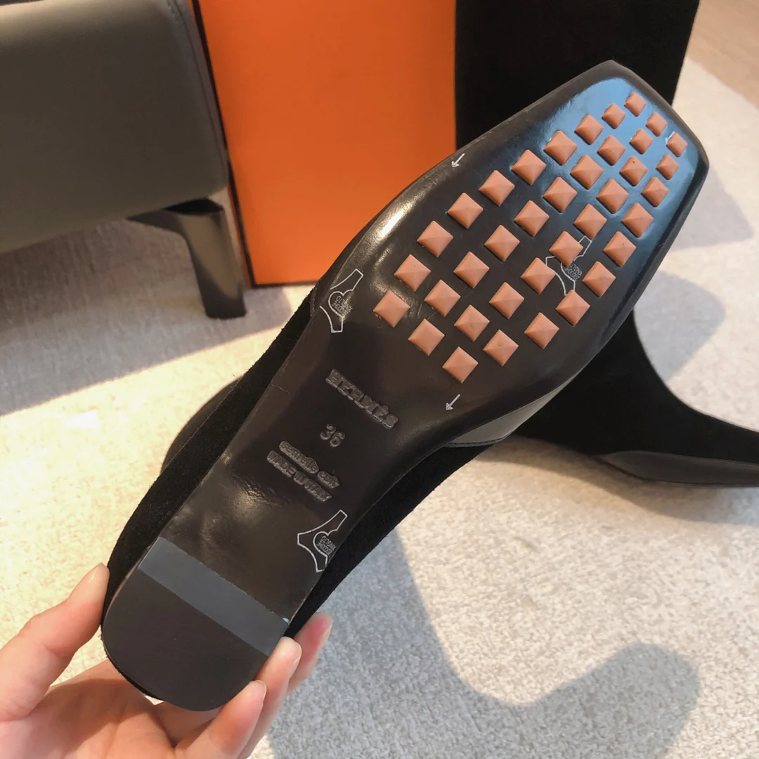 Новинка 2023 года от Hermes - Сапоги из телячьей кожи - Черные