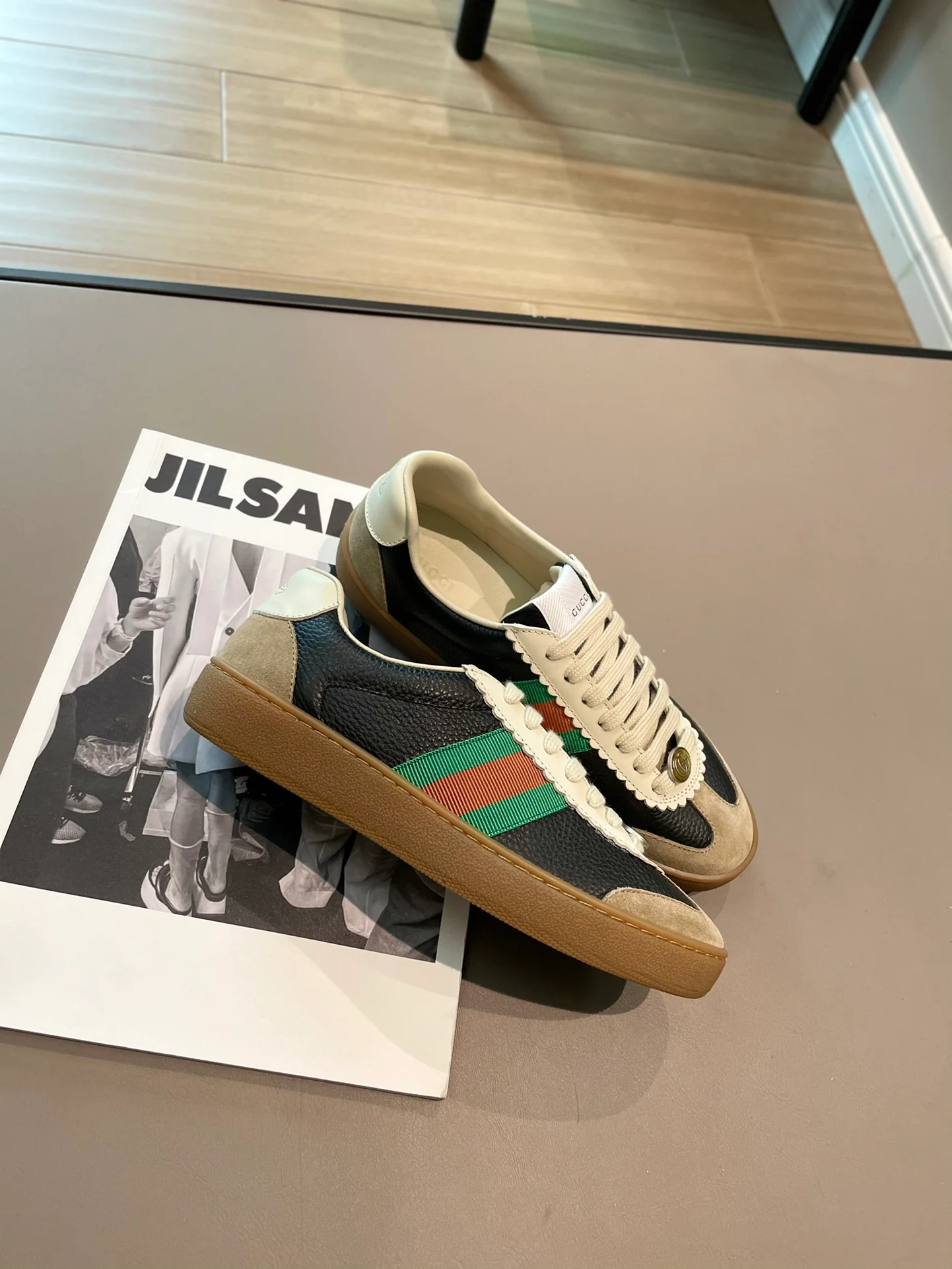 Gucci - Ретро-кроссовки с цветовыми блоками