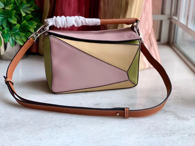 Сумка-пазл Loewe весна/лето 2019 из телячьей кожи