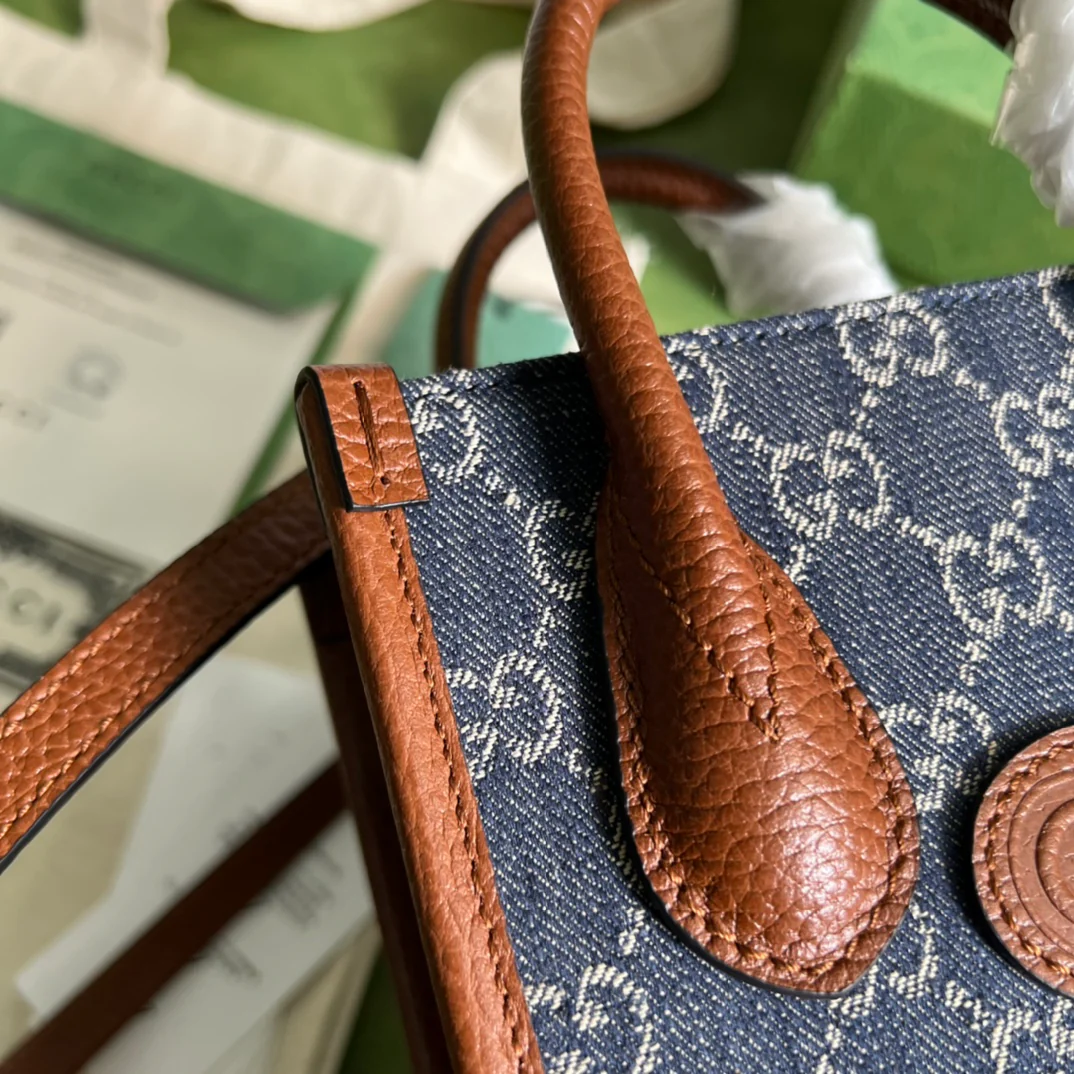 Маленькая сумка-тоут Gucci из синего денима