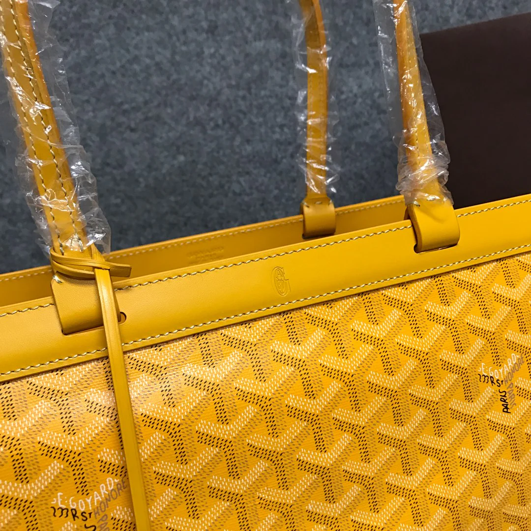 Новое поступление Goyard осень/зима — Bellechasse — желтый