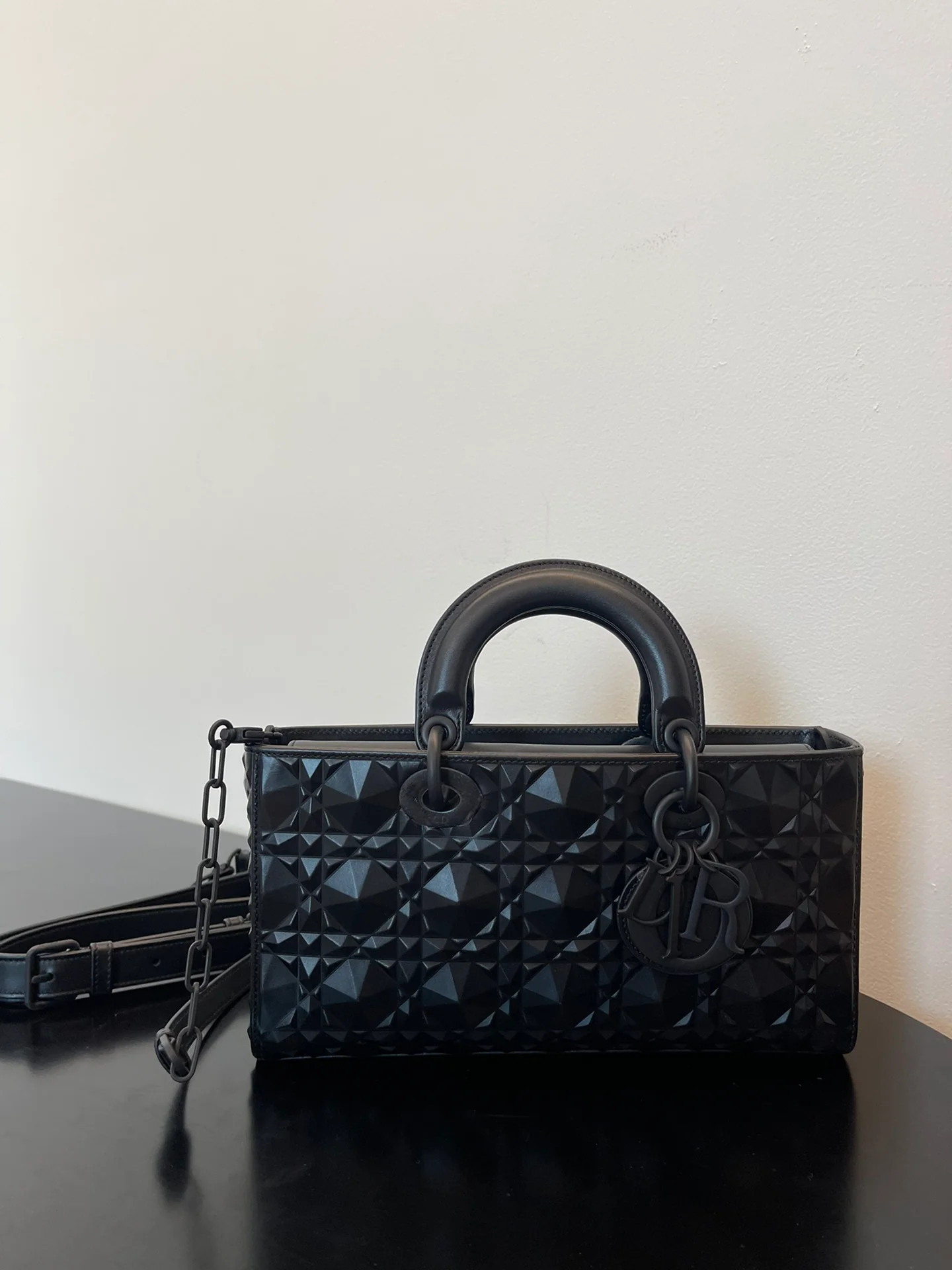 Сумка Dior Lady D'Joy - с ромбовидным узором - черная