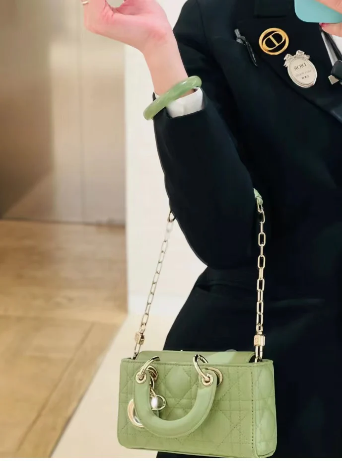 Dior Ladyjoy из овечьей кожи с золотой пряжкой - Мини - Зеленый