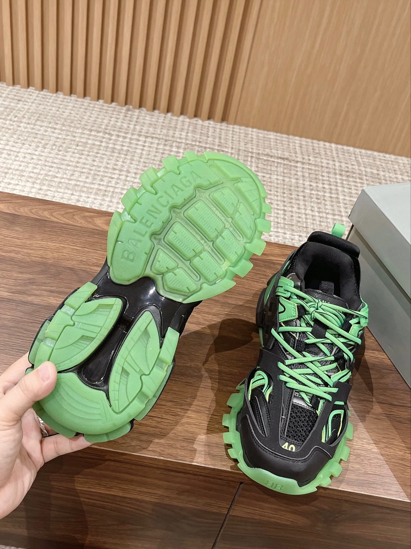 Кроссовки Balenciaga Track 3.0 (3-го поколения) Chunk - Унисекс - Черные - 1