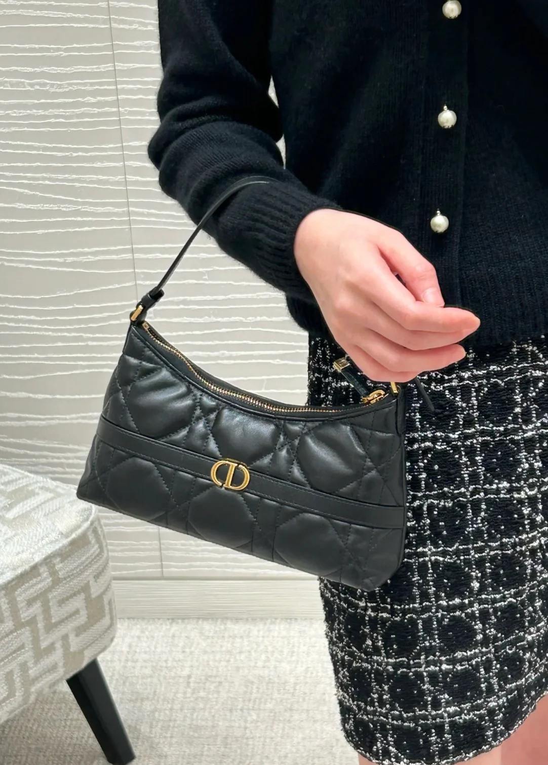 Сумка-хобо Dior в виде пельменя - черная