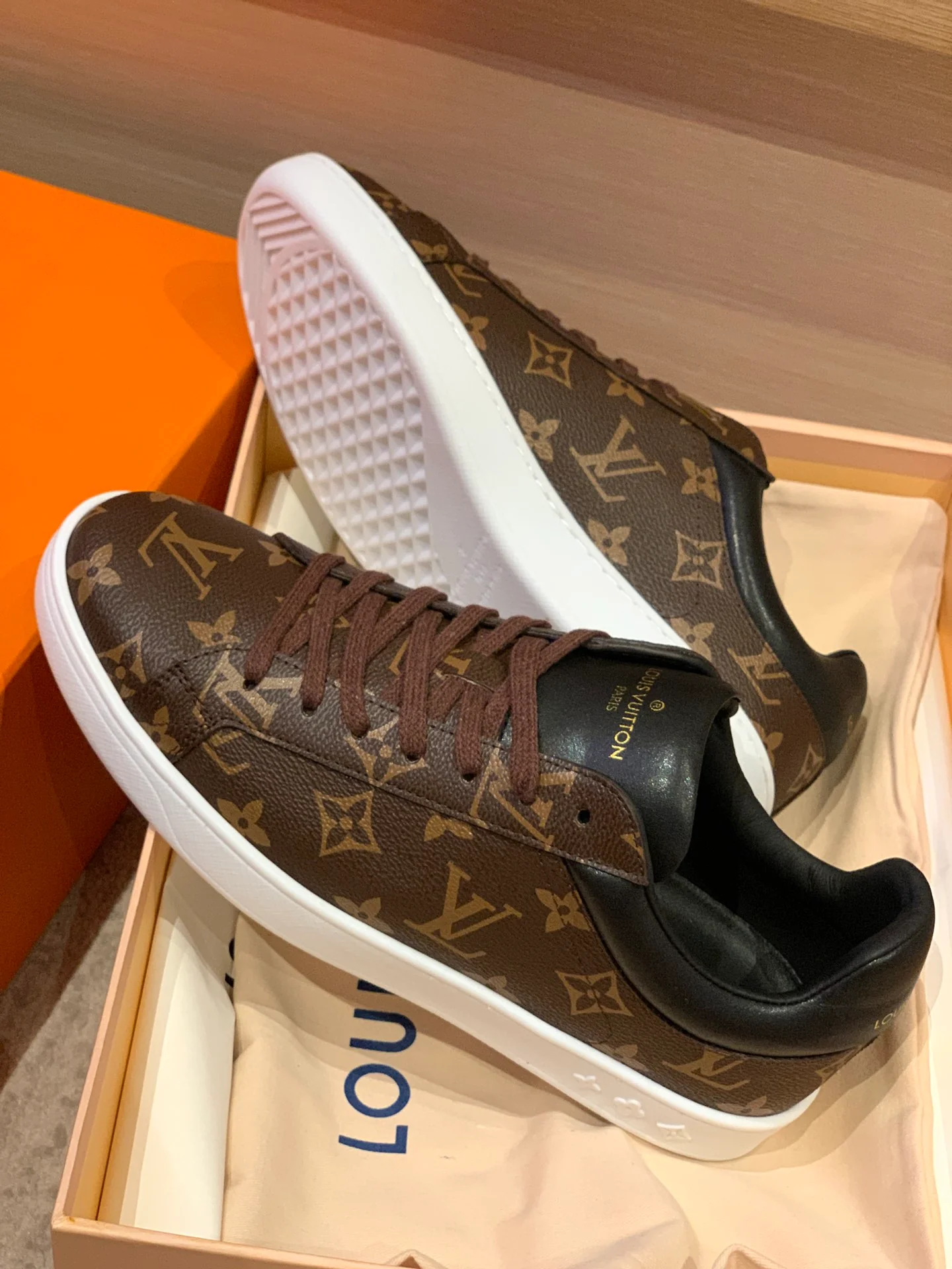 LV - Повседневная обувь - Монограммная канва, коричневый цвет