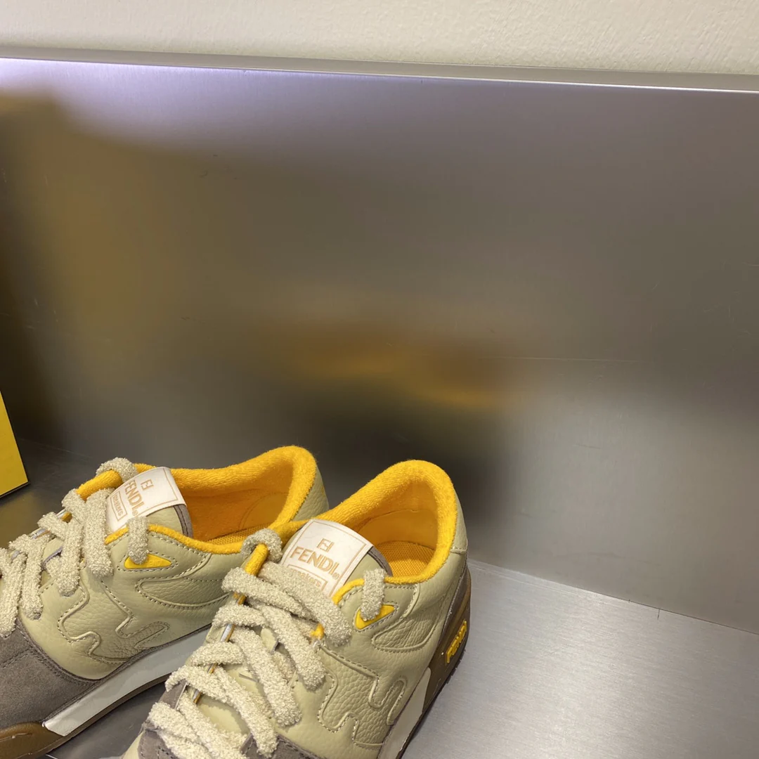 Fendi - Повседневная обувь - Кроссовки