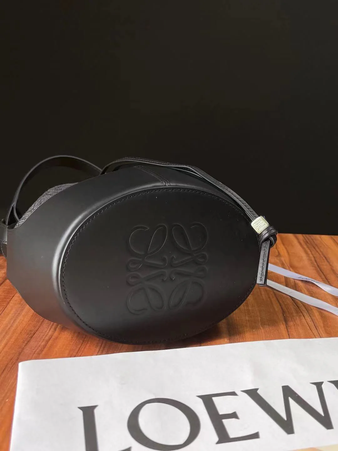 Сумка-ведро Loewe Anagram - Маленькая - 2 шт.