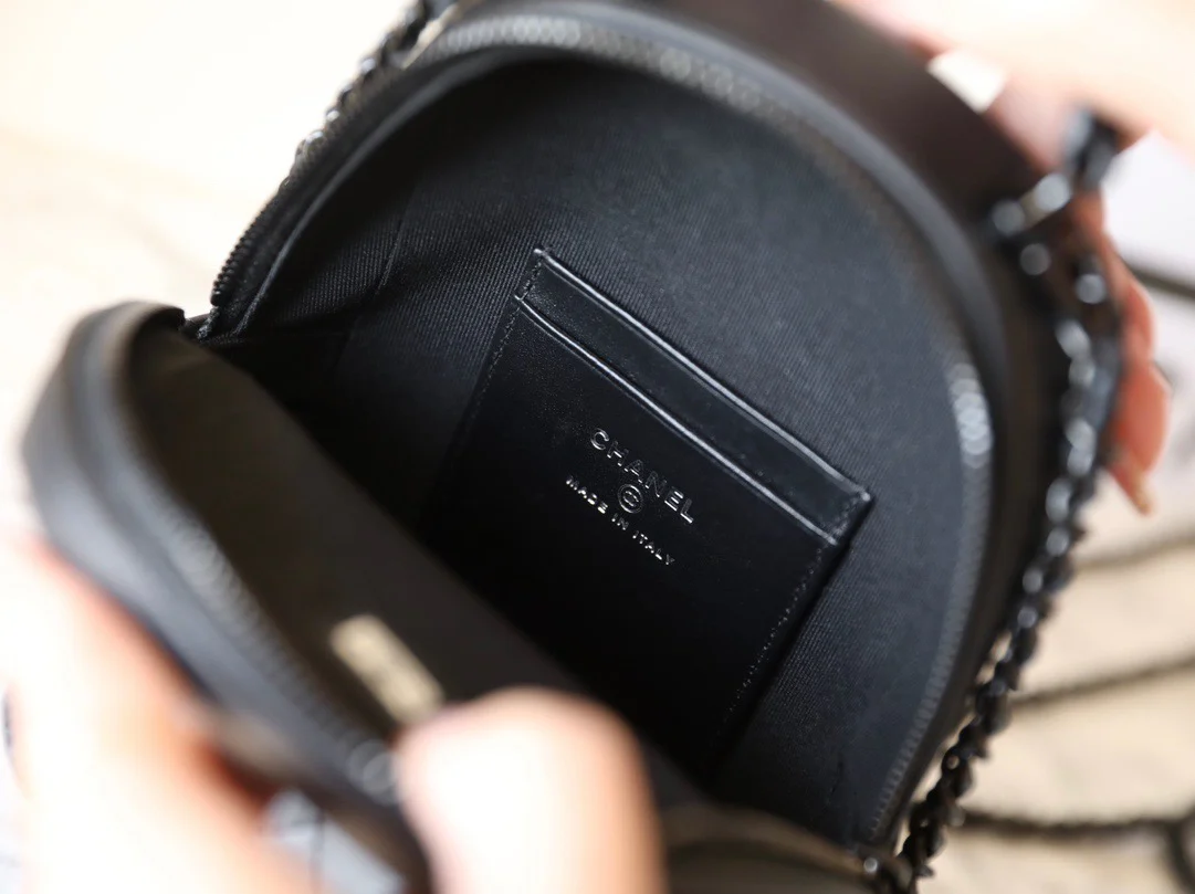 Мини-рюкзак Chanel 25c New So Black