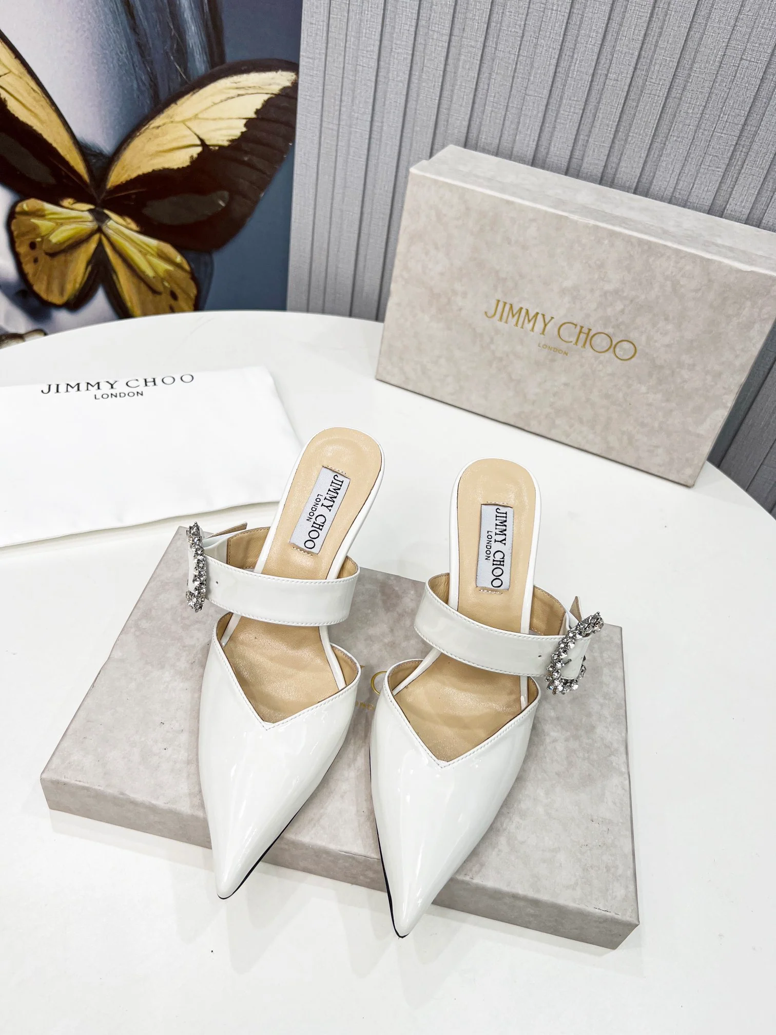 Туфли-шпильки Jimmy с острым носком - белые